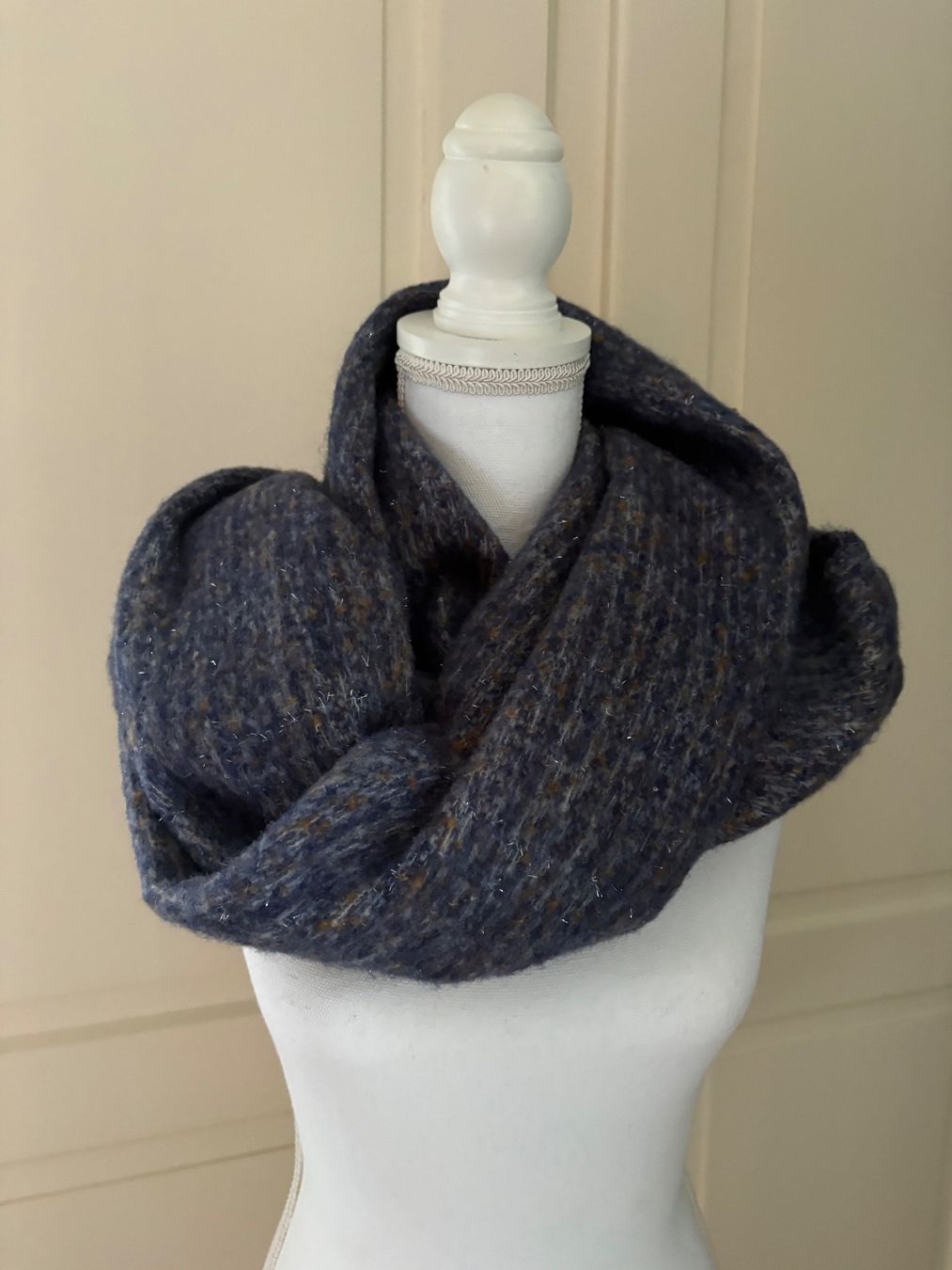 Foulards, Tücher & Schals: Schal, blau/grau/braun, warm, gross – Gebraucht aus Winterthur von Lepetitprince18 2