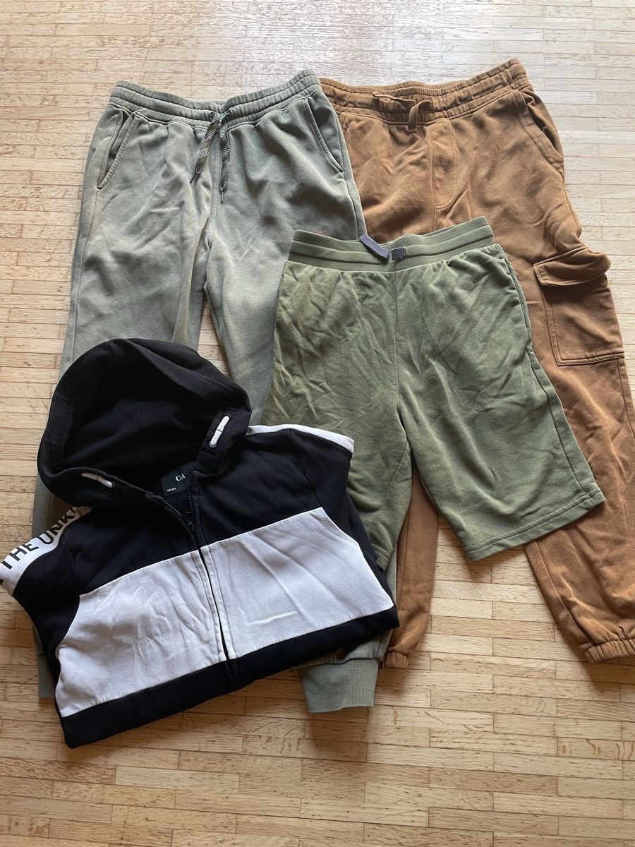 Lotti & Set di vestiti: Paket Jungen 158 – Usato da Biel-Benken BL venduto da nomse