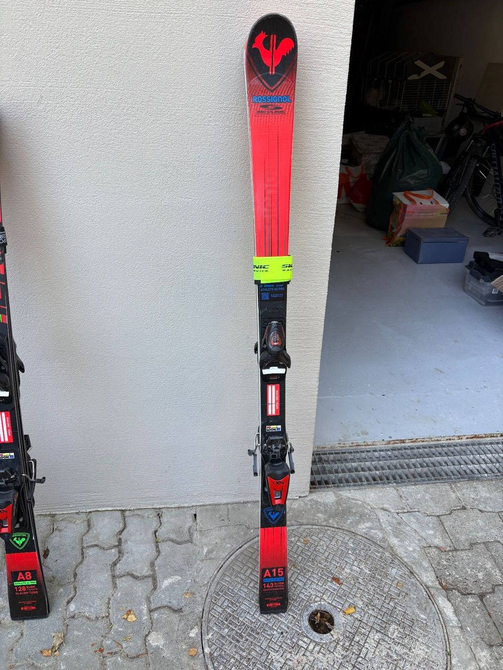 Skis: Ski Rossignol Junior racing Géant 143cm – Gebraucht aus Commugny von alexpompier
