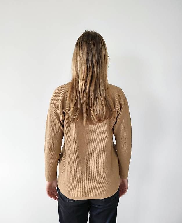 Maglioni & Felpe: Camel farbener Wollpullover, Gr. S – Usato da Männedorf venduto da Plrt 4