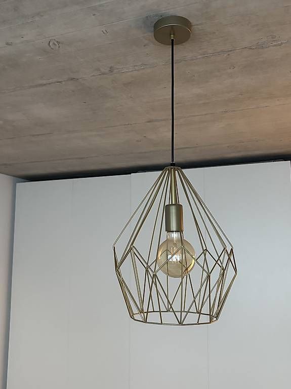 Lustres & lampes de plafonds: Hängeleuchte  – D'occasion à Widnau par Rivana