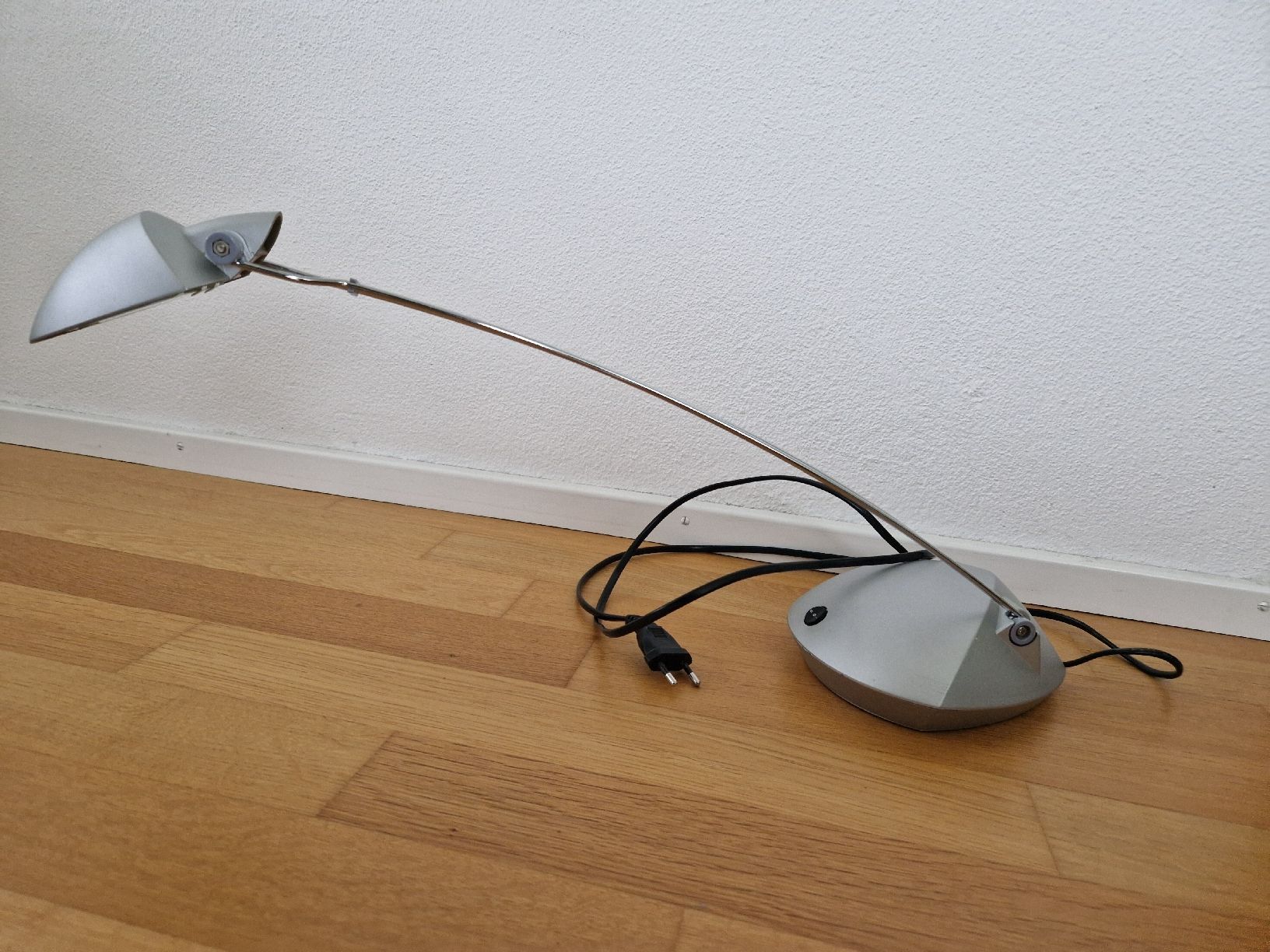 Lampen: Schreibtischlampe mit 2 Helligkeitsstufen – Gebraucht aus Lachen SZ von It_is_what_it_is 1