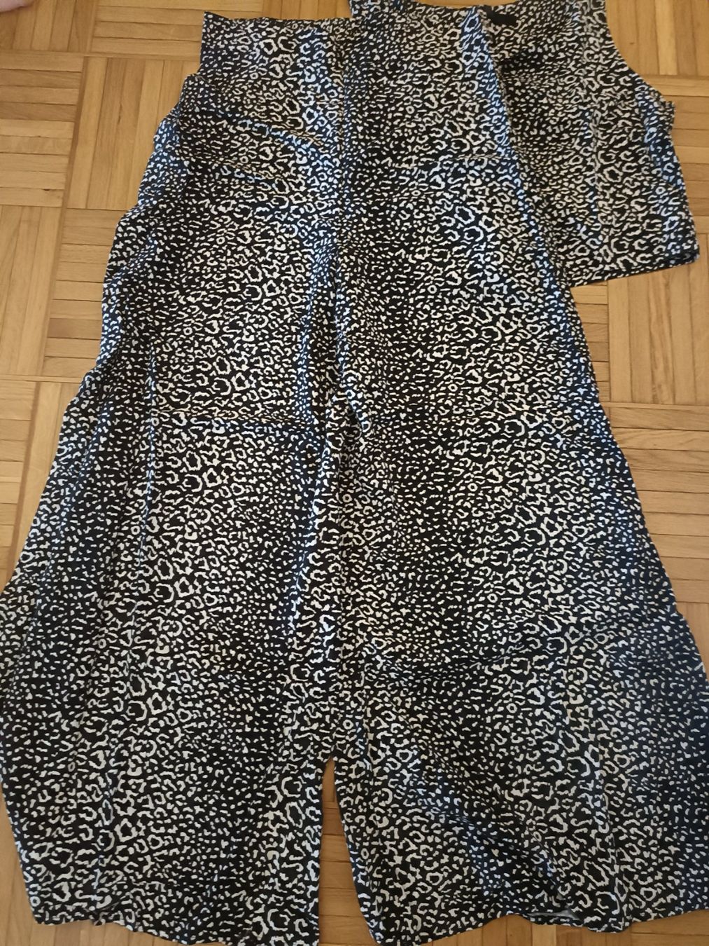 Kleiderpakete: Ensemble – Gebraucht aus Grand-Lancy von ana_7y2f 2