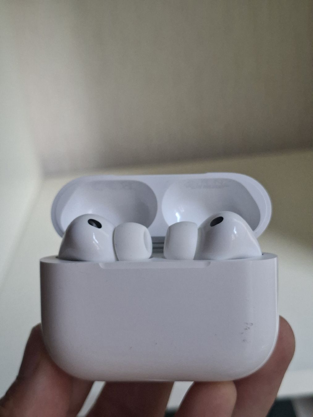 Apple Cuffie: Air Pods pro 3 – Usato da Genève venduto da pau_tnd9