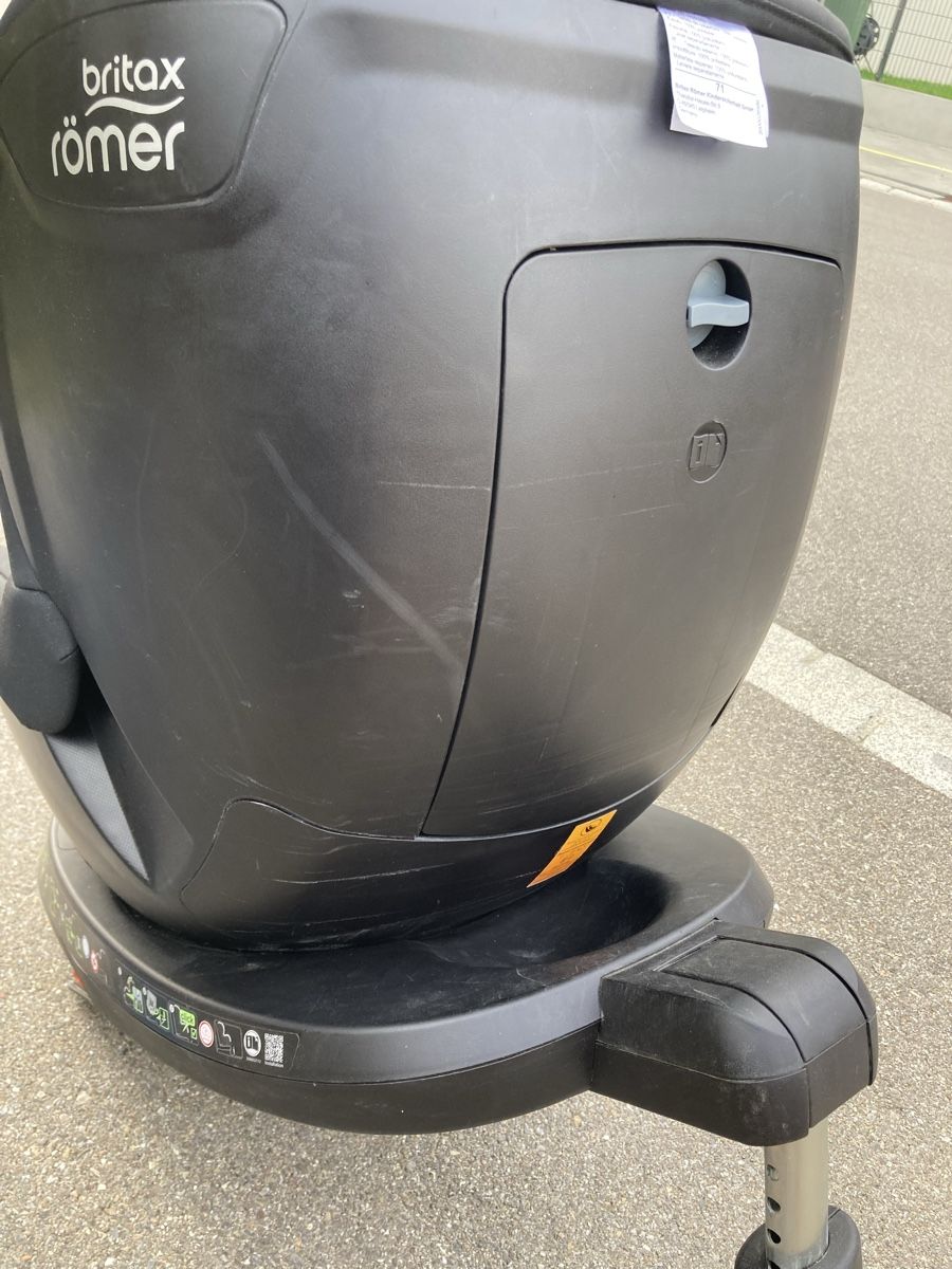 Britax Römer Seggiolini per auto: Britax Römer Dualfix 2R – Usato da Arbon venduto da ova_k2hm 2