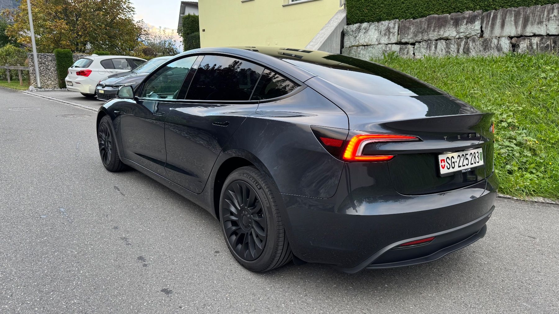 Tesla Automobili: TESLA Model 3 RWD Highland – Usato da Heiligkreuz - Mels venduto da indego 2