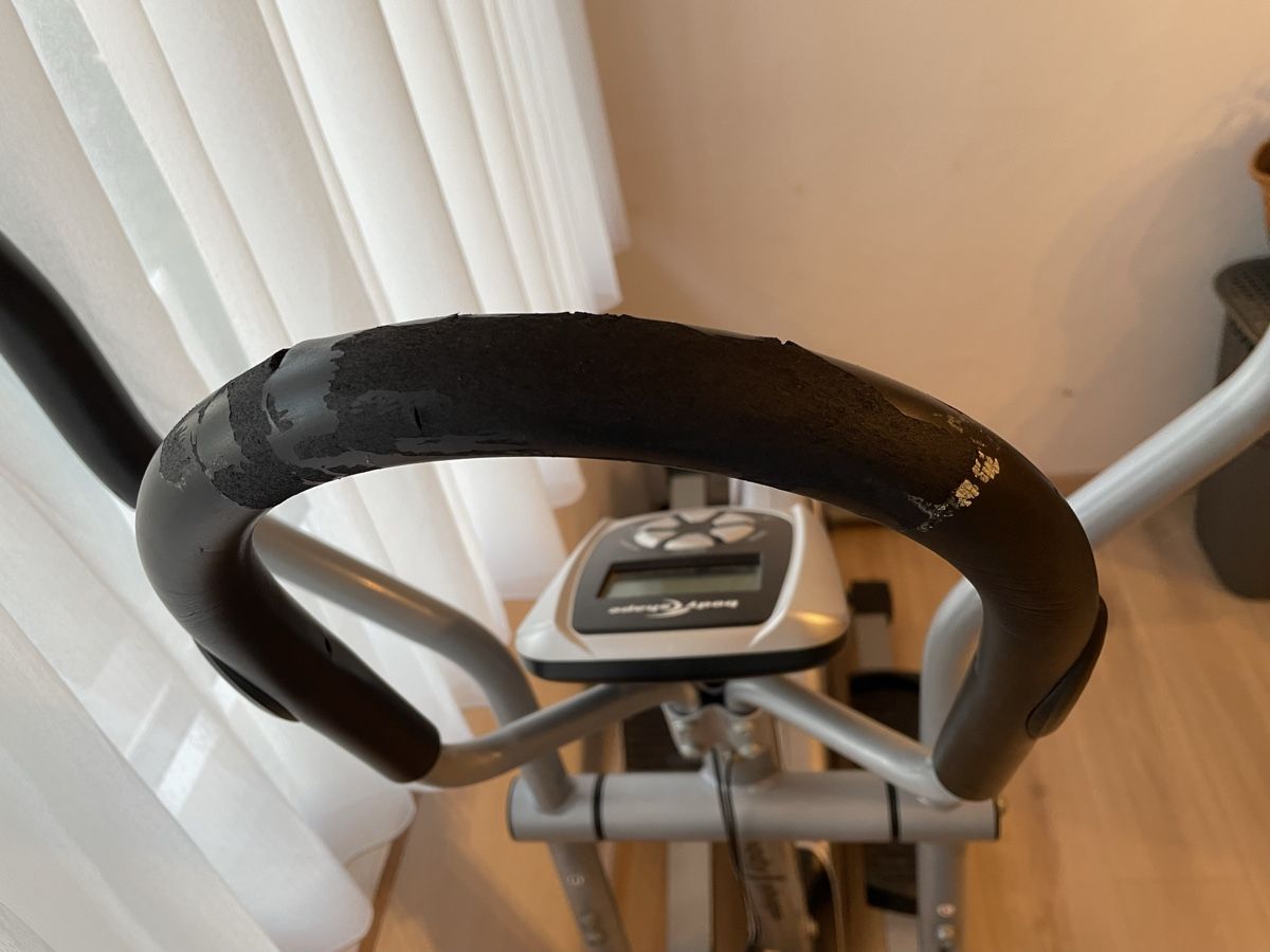 Vélos d'appartement: Crosstrainer von body shape – D'occasion à Wettswil par Tamara9390 2