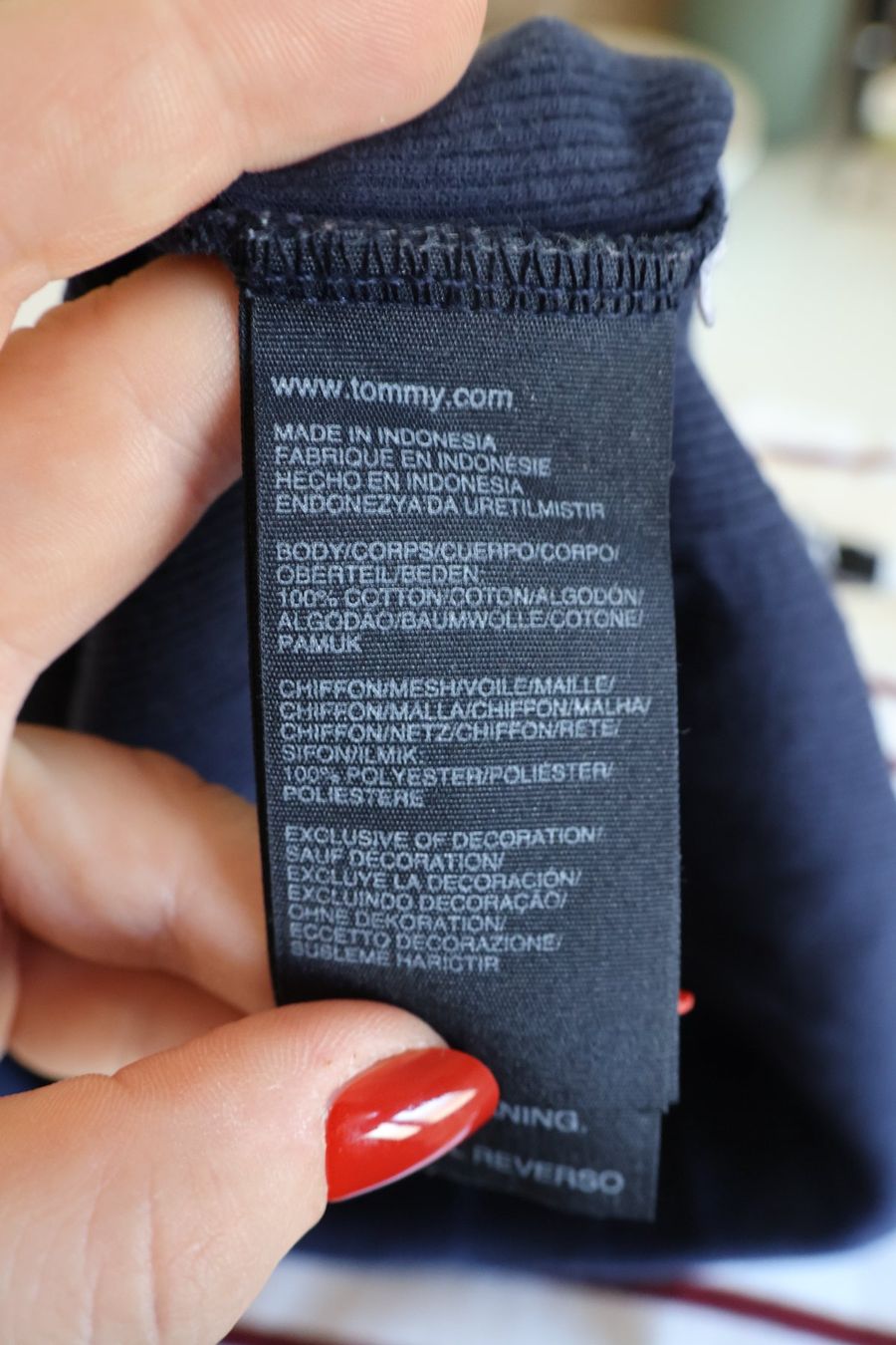Tommy Hilfiger Top: Dunkelblaues Tommy Hilfiger Top – Usato da Winterthur venduto da jul_v9wx 4