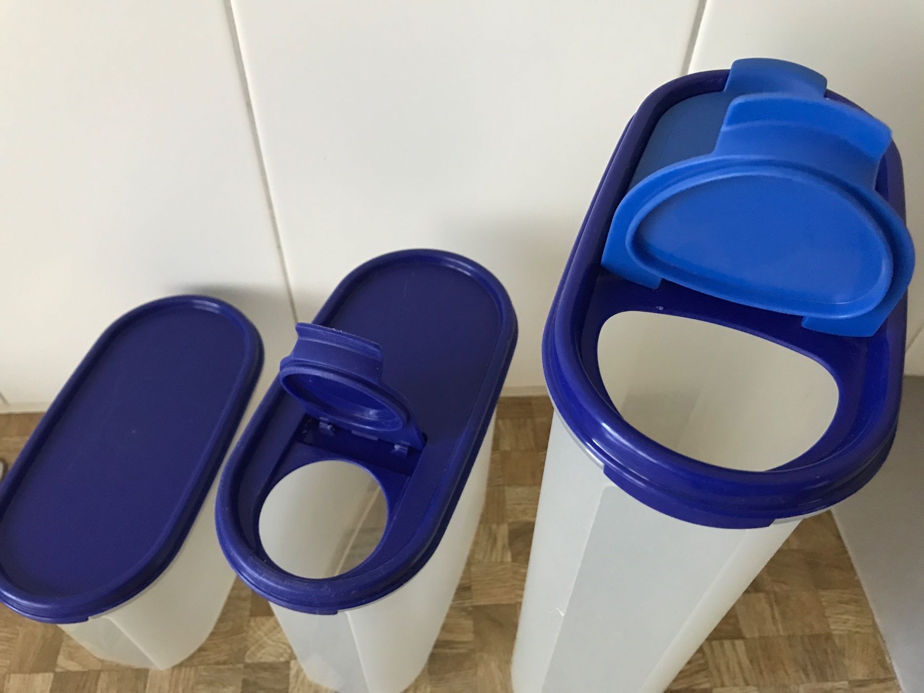 Tupperware Behälter & Ähnliches: Tupperware 3 Vorratbehälter – Gebraucht aus Birmensdorf ZH von Hilhan 2