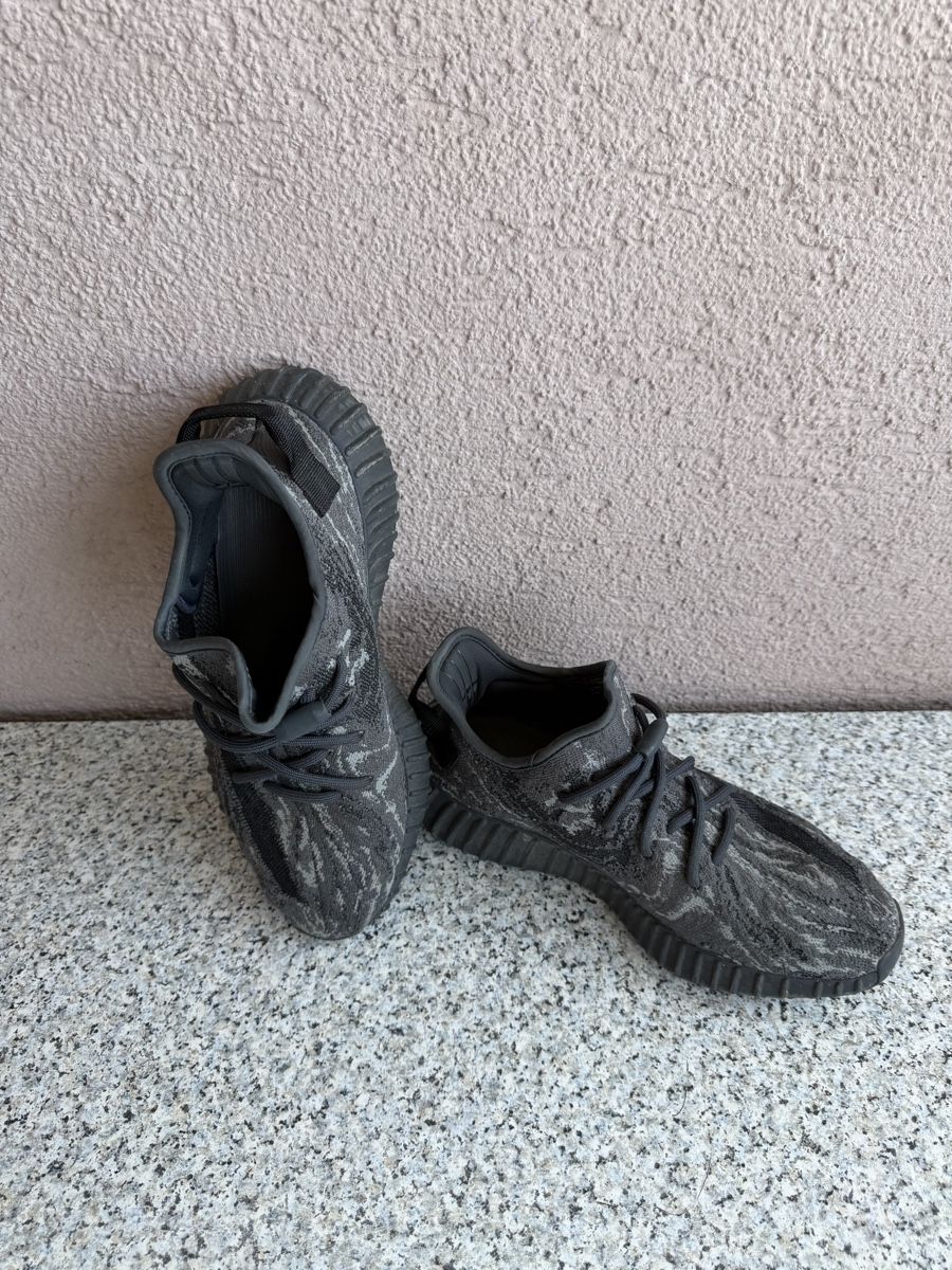 Adidas Scarpe da uomo: Yeezy Adidas Gr.42 – Usato da Schlieren venduto da gte_zmx9
