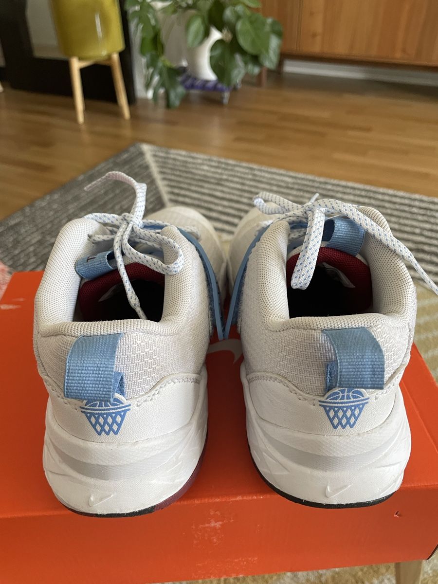 Nike Scarpe per ragazzi: Nike Performance Schuhe Gr.36 – Usato da Schliern b.Köniz venduto da Nikk0tin 5