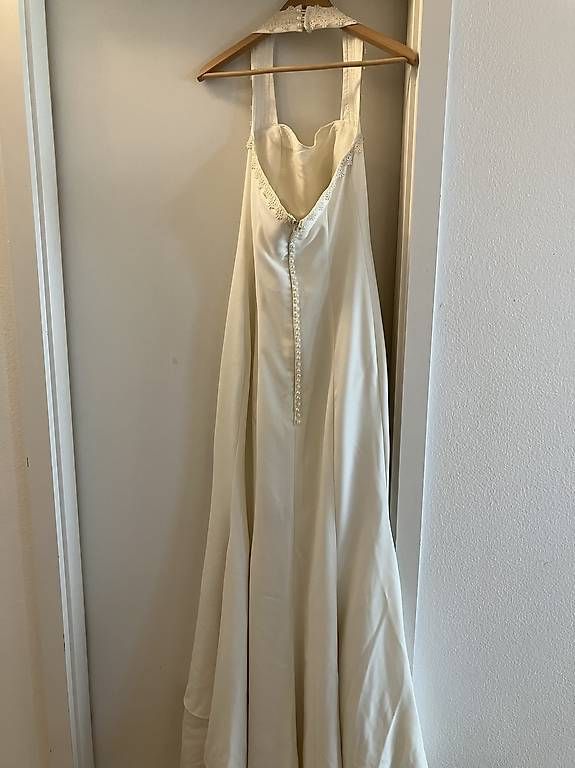 Kleider: Jolie robe de mariée à vendre  – Gebraucht aus La Croix (Lutry) von cwu_6wm8