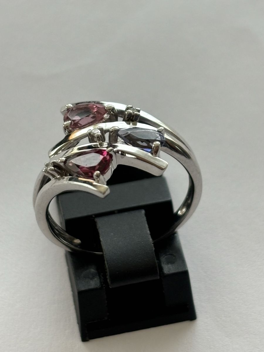 Anelli: Ring Weissgold / Edelsteine 18 Karat – Usato da Langnau am Albis venduto da flusspflege 2