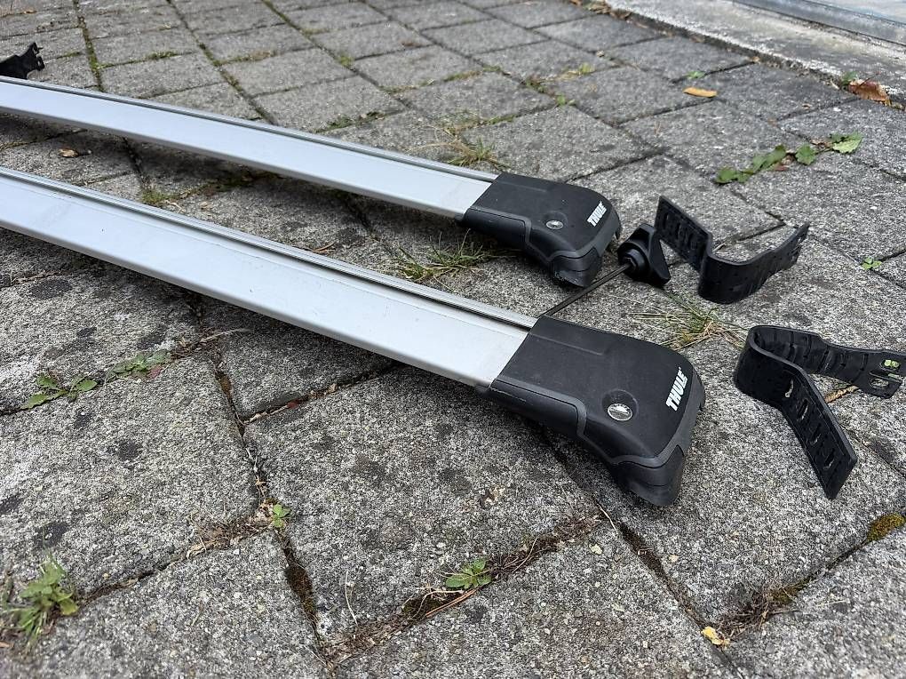 Barres de toit: Dachträger Set Thule WingBar Edge 9583 – D'occasion à Oberrohrdorf par Larse 2