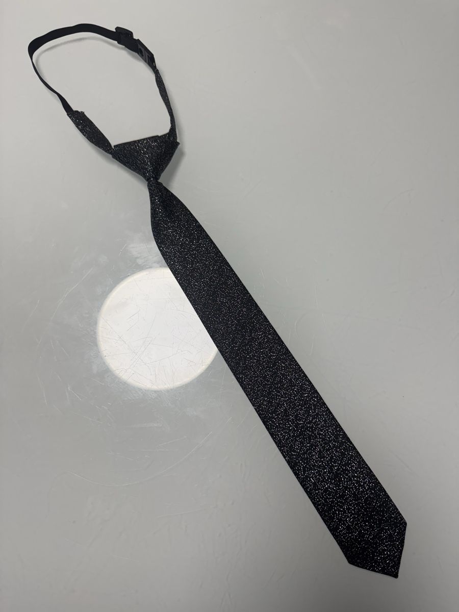 Cravatte: Schwarze/silberne Krawatte. Elegant, neu! – Nuovo (secondo la descrizione) da chur venduto da merygori