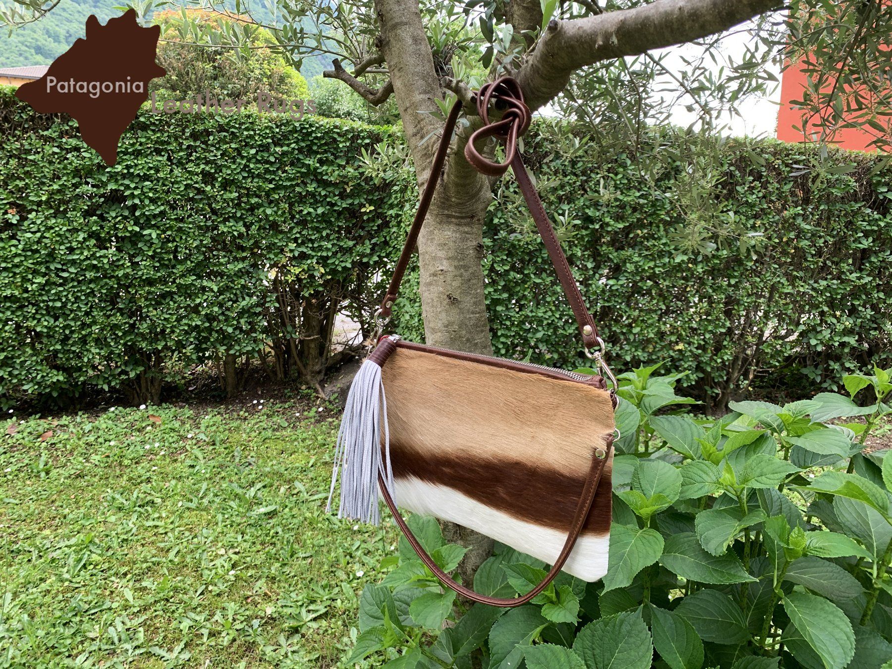 Sacs femmes: Natalie Springbokfell Handtasche – Neuf avec emballage d'origine à Arbedo par patagonialeatherrugs 1