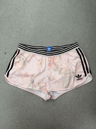 Adidas Damen Shorts Blumenmuster pink Grösse L 