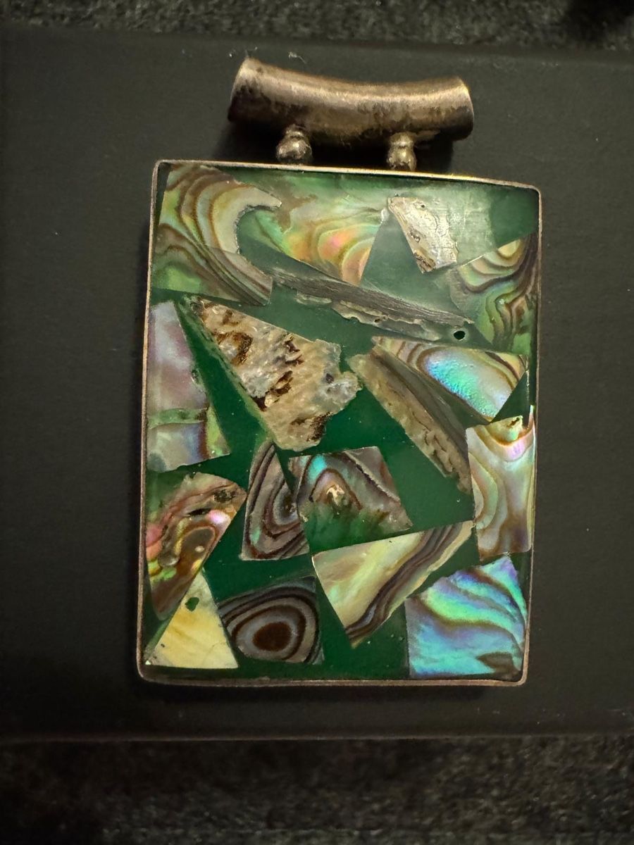 Catenine: Silver Pendant with Green Stone Inlay – Usato da Zürich venduto da salifali 1