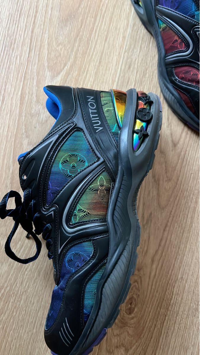 Scarpe da uomo: Louis Vuitton 41 – Usato da Marin-Epagnier venduto da jam_wt27