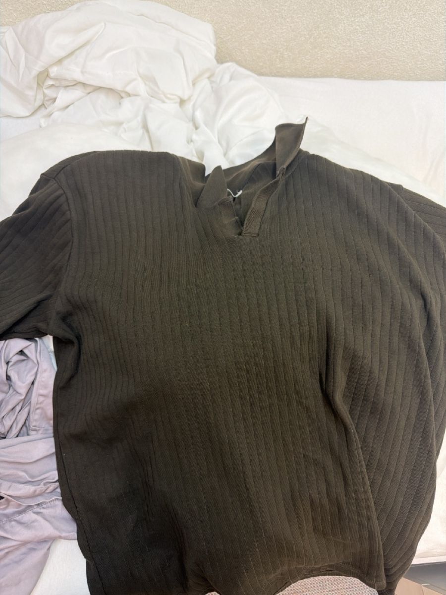 Zara T-Shirts: Zara Shirt – Neu (gemäss Beschreibung) aus Winterthur von Zhanbomba
