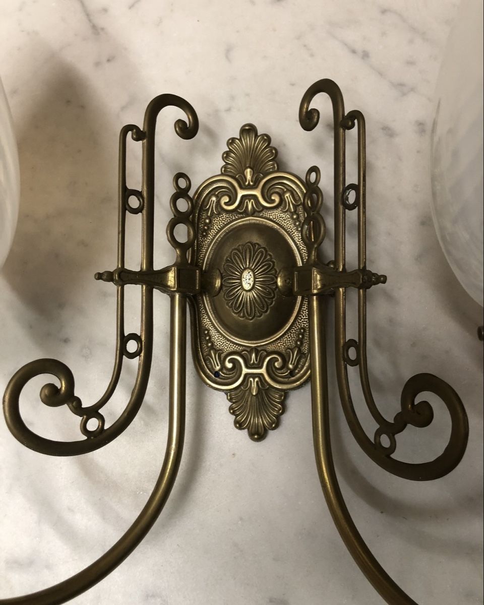 Lampade: Antike Messing Wandleuchte – Usato da Hünenberg venduto da Smile77.. 1