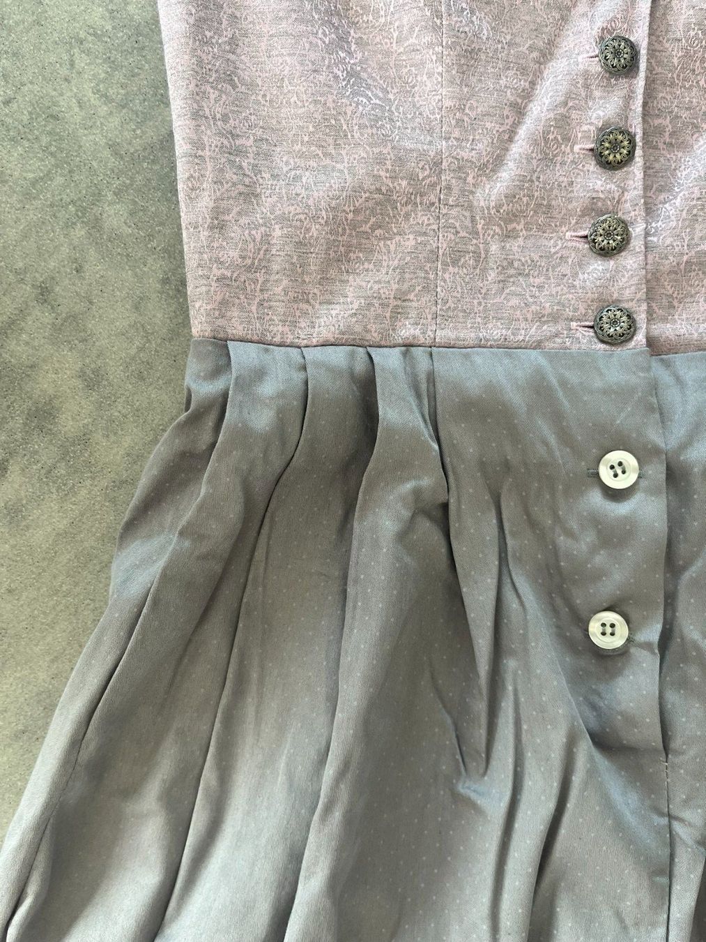Costumi: TRACHTEN DEISER Dirndl + Schürze Pastell – Nuovo (secondo la descrizione) da Otelfingen venduto da Denis_ZH 4