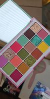 Give me Glow Cosmetics Butterfly Vibes Palette