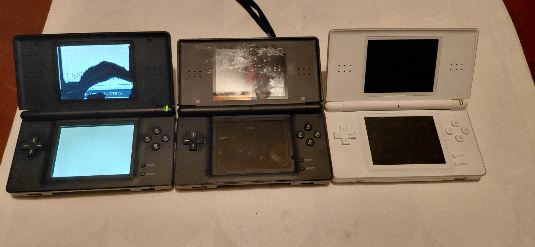 Nintendo Konsolen: 3x Nintendo DS defekt / bitte lesen – Gebraucht aus Gretzenbach von Uli1980
