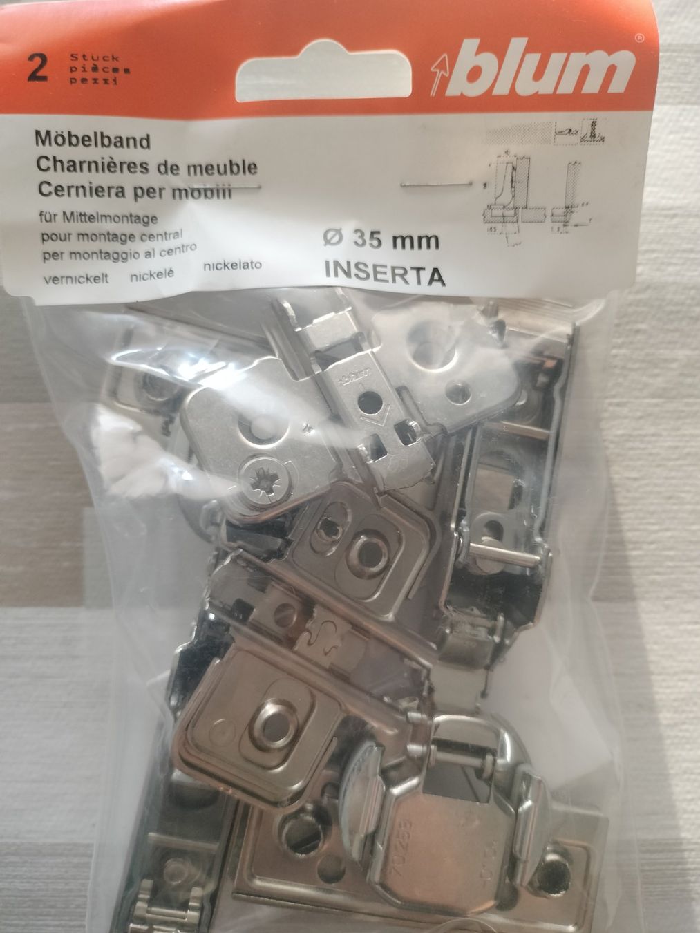 Blum Ferramenta: Möbelband 35 mm – Usato da Emmen venduto da pet_bjr5