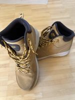 Nike Schuhe braun knoechelhoch gebrauchter Zustand Gr. 43