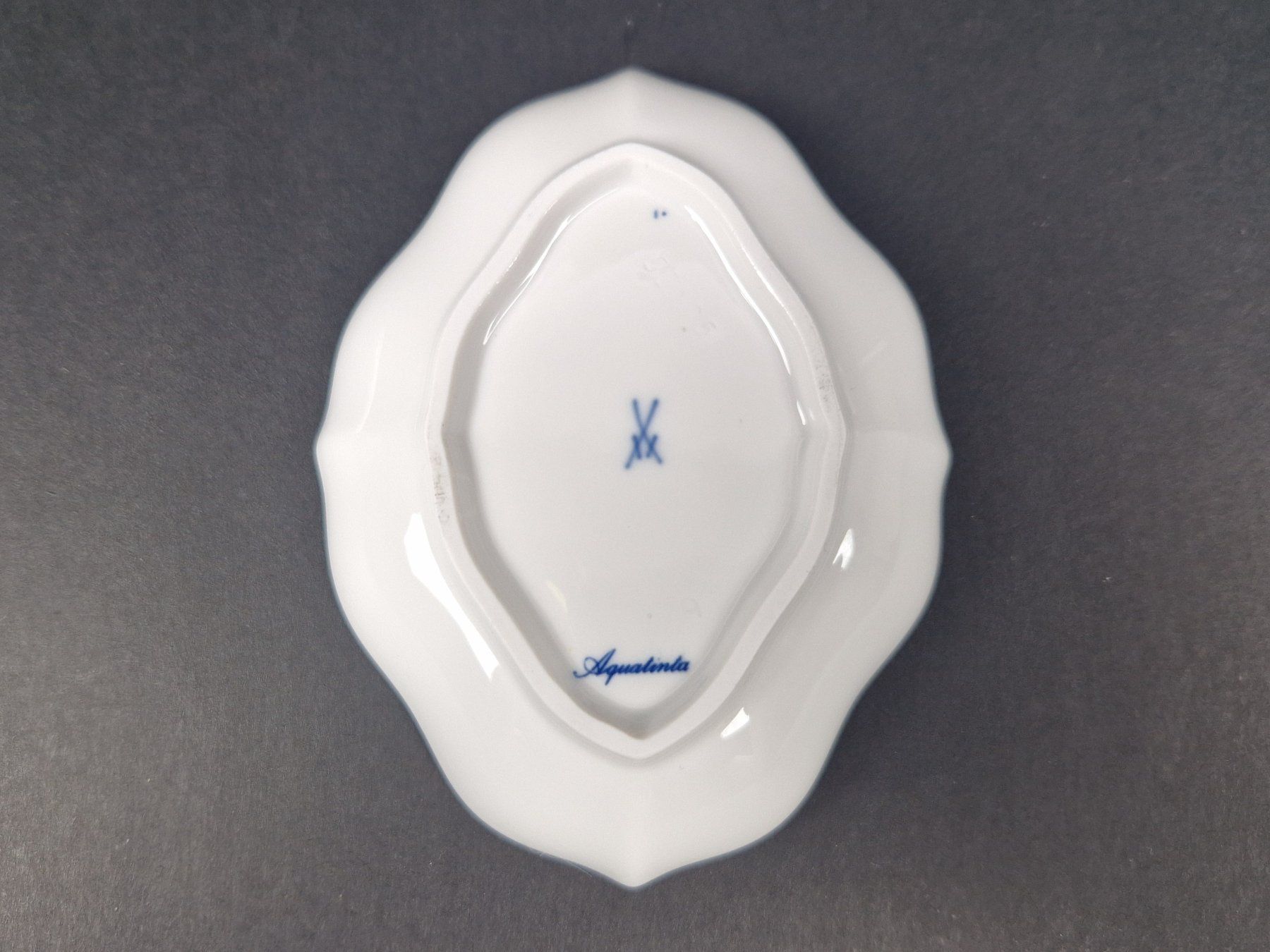 Set di piatti: Meissen Aquatinta Schalenset – Usato da Basel venduto da Restwert_Basel 5