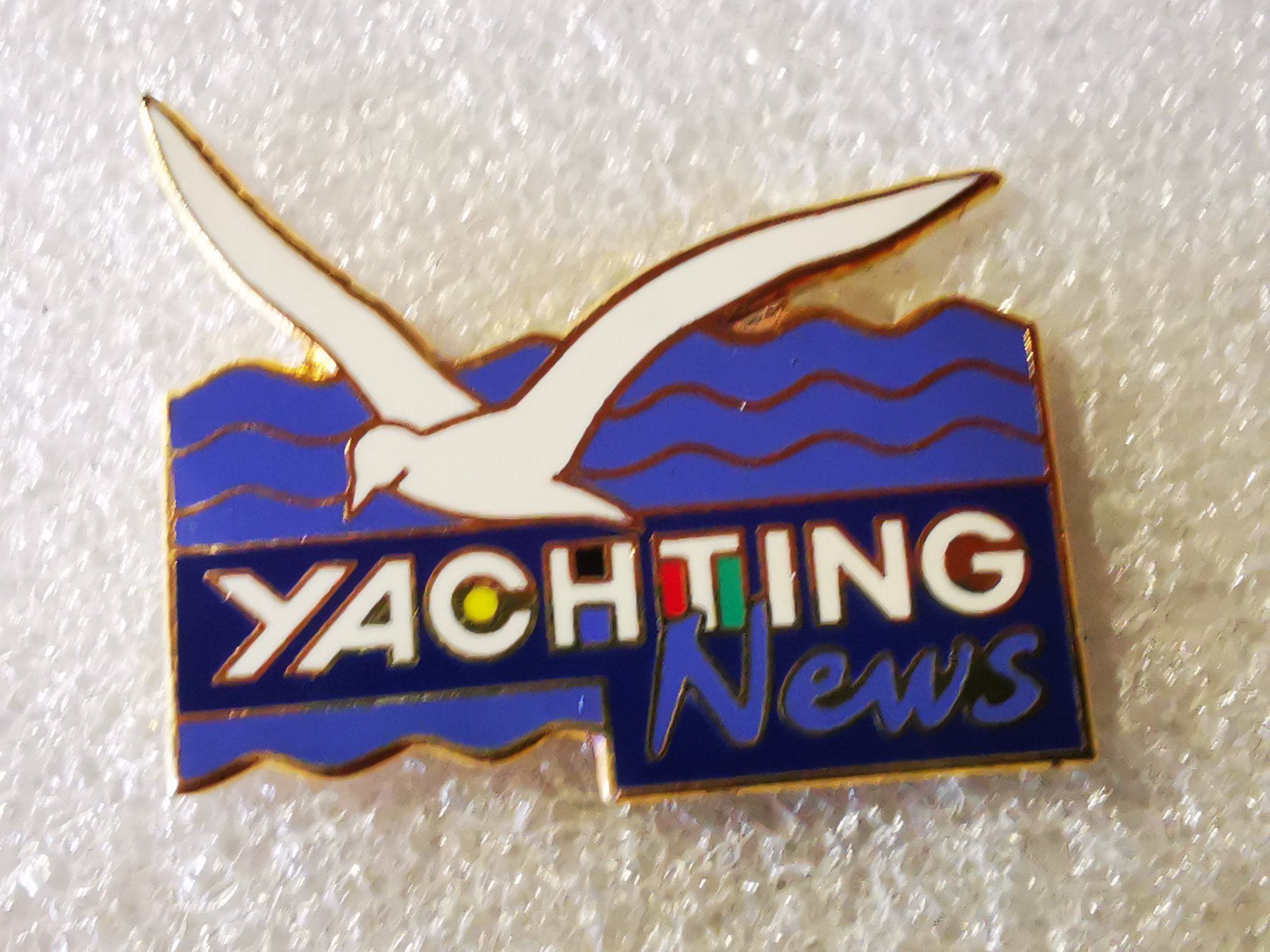Placchette & Badge: Ansteckpin 150: Yachting news – Usato da Oppligen venduto da Pin-Fall-Shop