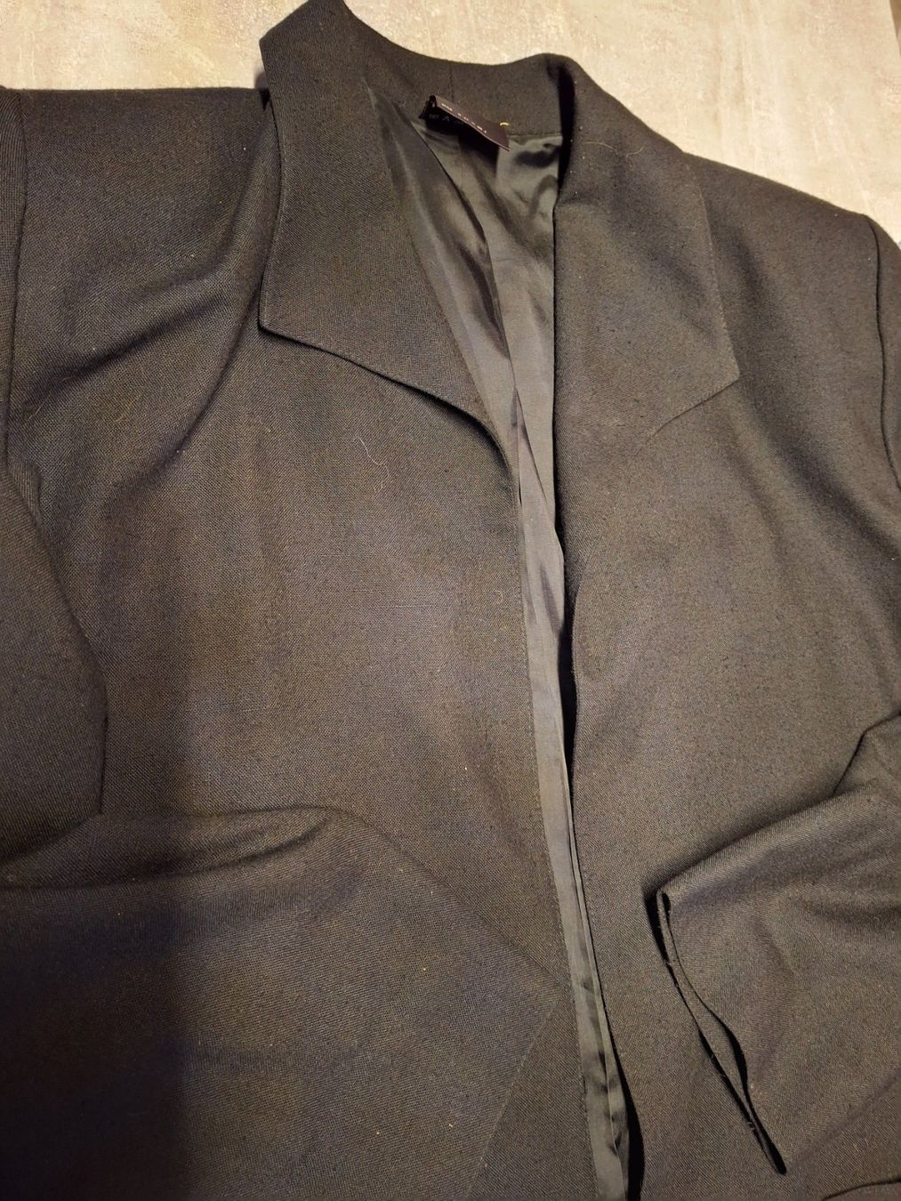 Giacche: Veste blazer noire taille 40 – Usato da Villiers venduto da san_jn5w 1