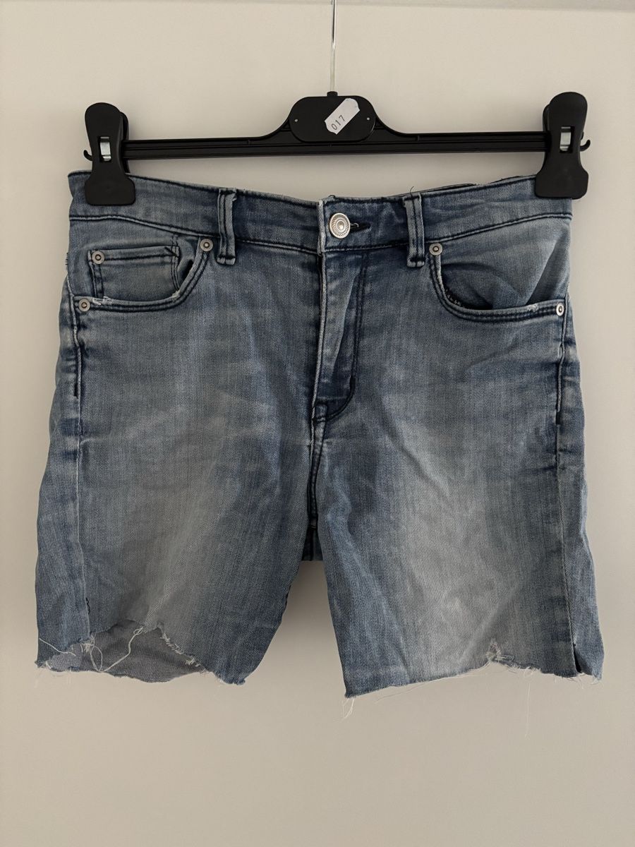 H&M Jeans: Hellblaue Jeans-Shorts von L.O.G.G. by H&M – Gebraucht aus Luzern von aloevira