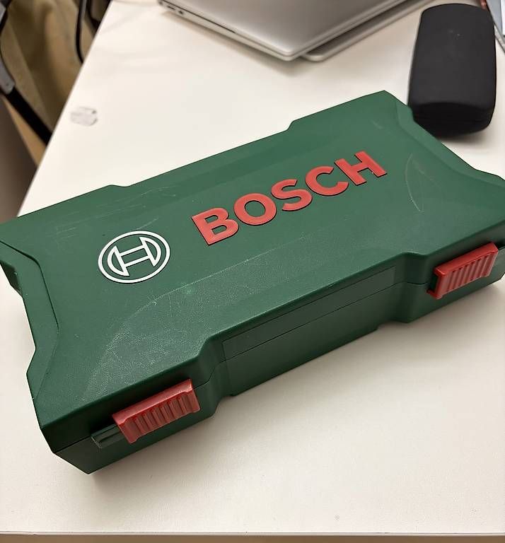 Tutti gli attrezzi: Bosch Pushdrive Akkuschrauber – Usato da St. Gallen venduto da Sabce93 2