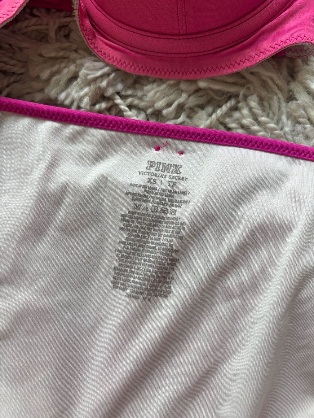Victoria's Secret Badekleider & Bikinis: Victoria's Secret Pink Bikini – Gebraucht aus Dübendorf von jpr_scw7 2