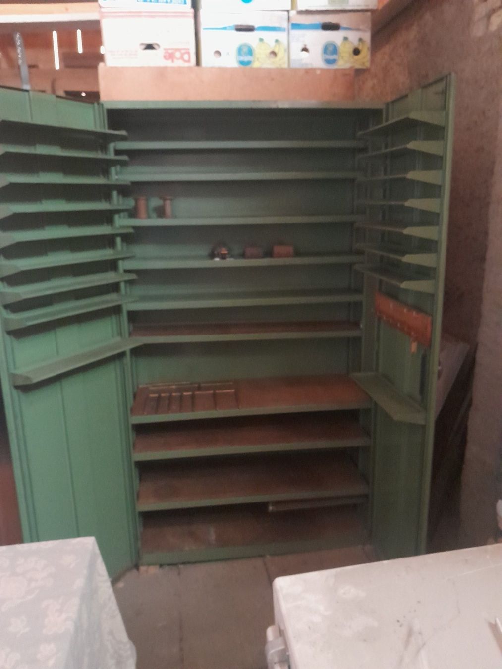 Armadi: Metallschrank spezial – Usato da Stadel venduto da Nwt 1