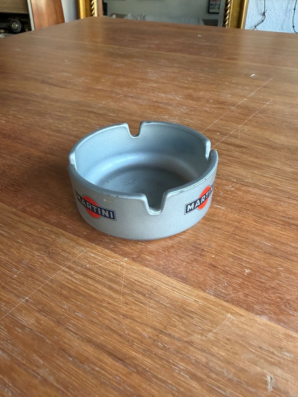 Aschenbecher: Cendrier vintage Martini – Gebraucht aus Genève von math_cedra