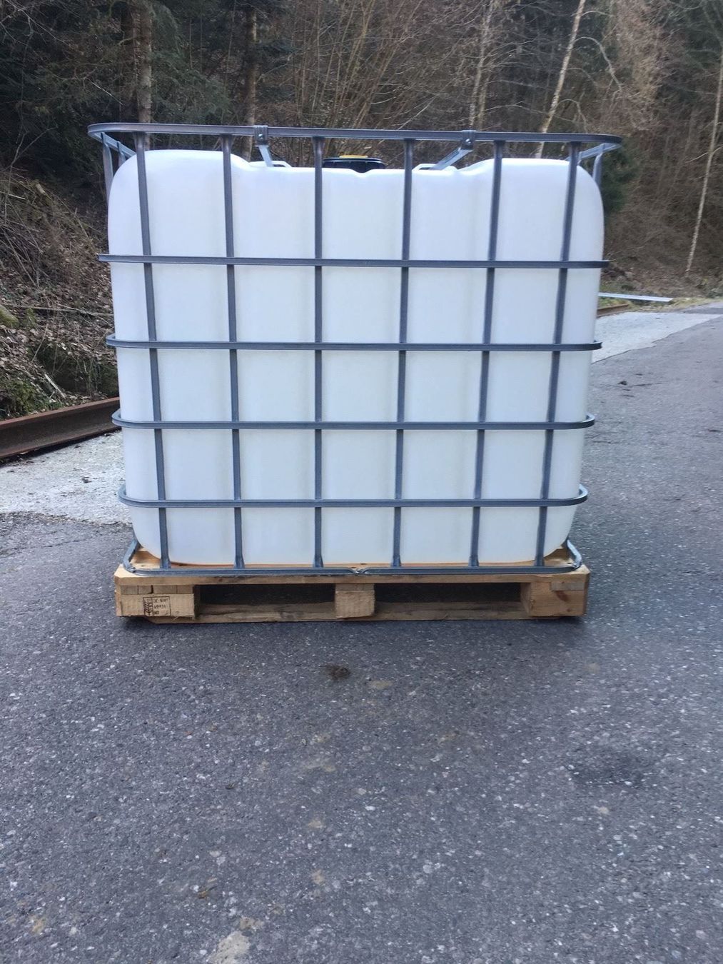 Tränken & Tröge: (KOPIE) Wassertank Regenwassertank – Gebraucht aus Bigenthal von Retok 2