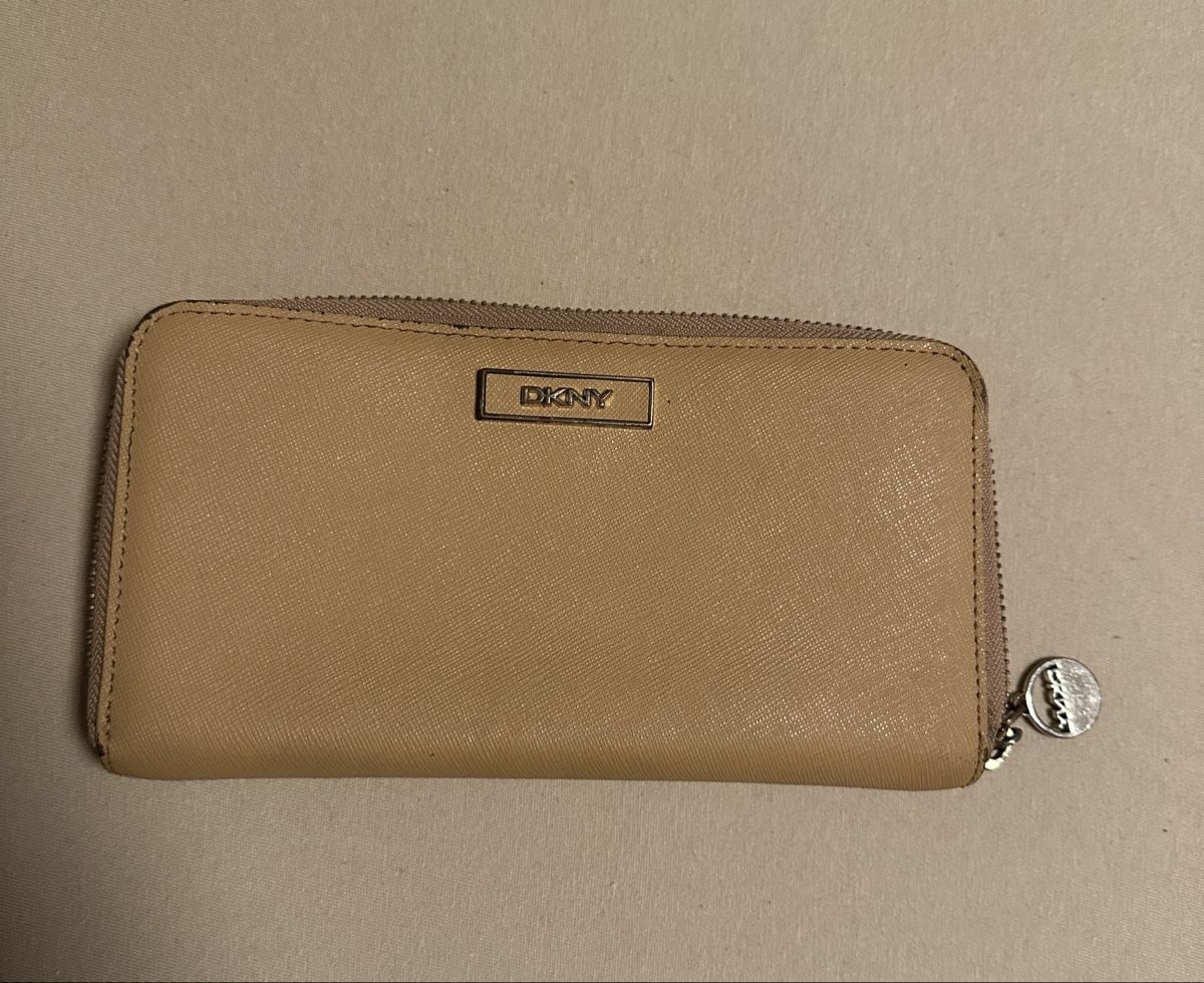 Portamonete: Dkny Portemonnaie – Usato da Othmarsingen venduto da J_Shop