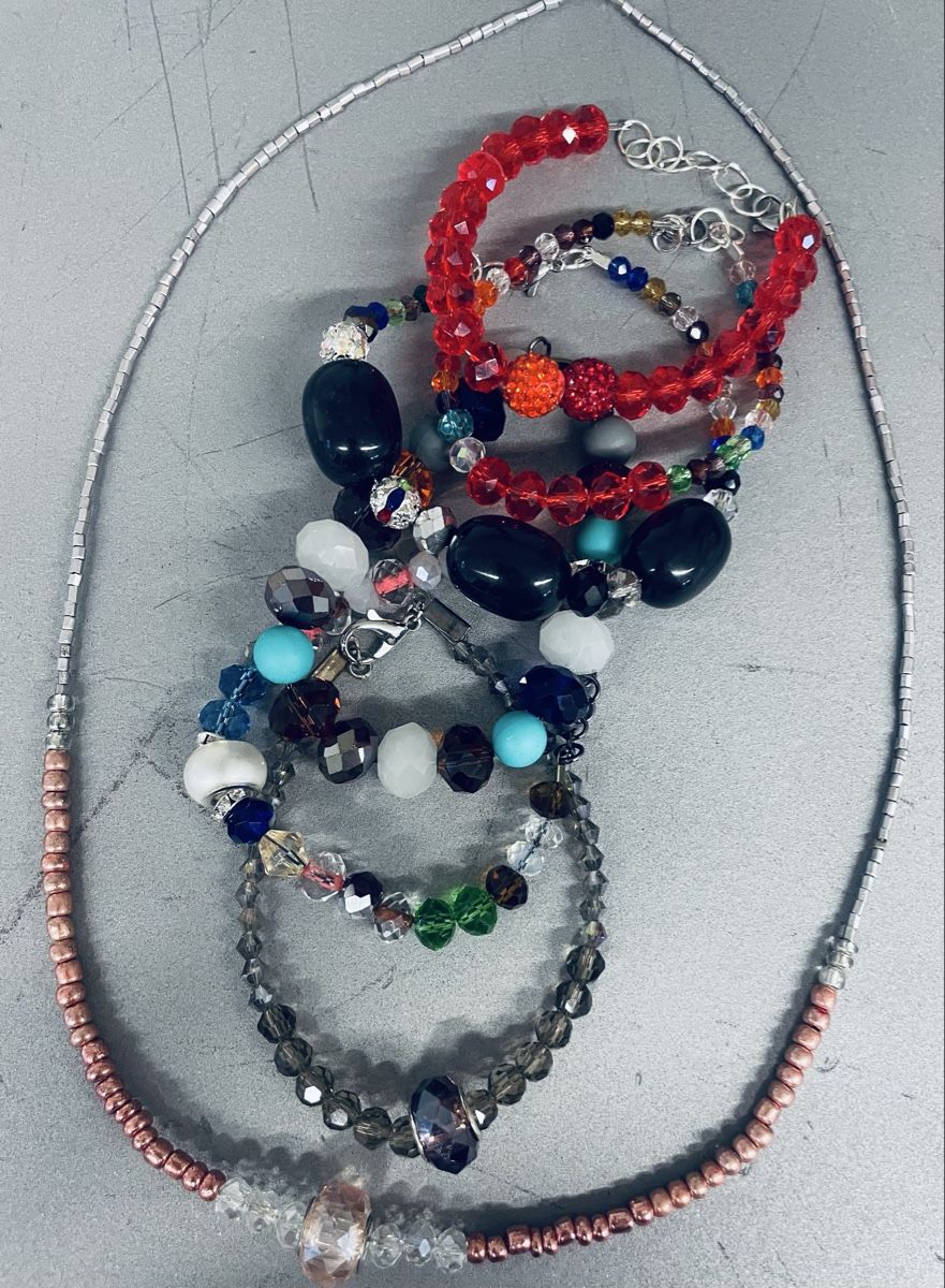 Altri gioielli: Modeschmuck Set: Halskette und Armbänder,  Neu! – Nuovo e nell'imballaggio originale da Au ZH venduto da Jaggy4 1