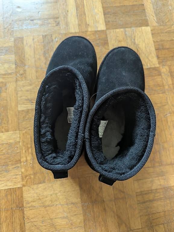 Scarpe da donna: UGG Mini Platform Boots schwarz 38 – Usato da Zürich venduto da lin_6dtc 4