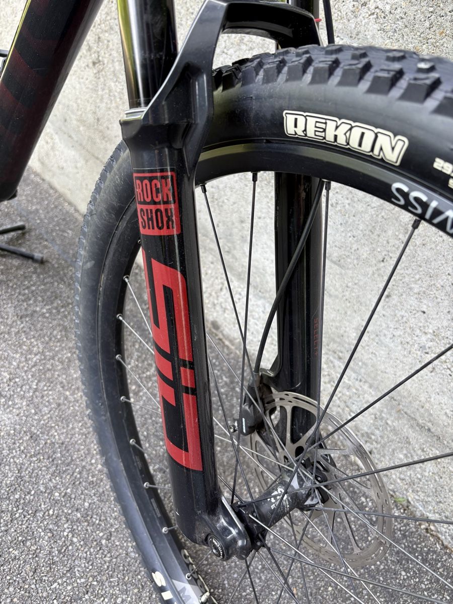 BMC Biciclette: BMC Fourstroke LT ONE Medium – Usato da Ipsach venduto da Dude04 4