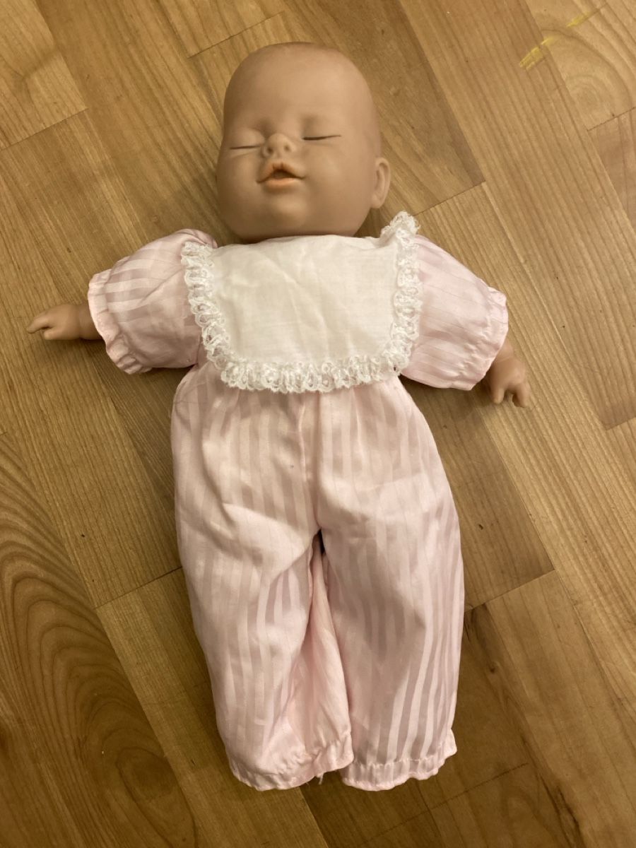 Bambole: Puppe – Usato da Basel venduto da lxbsl