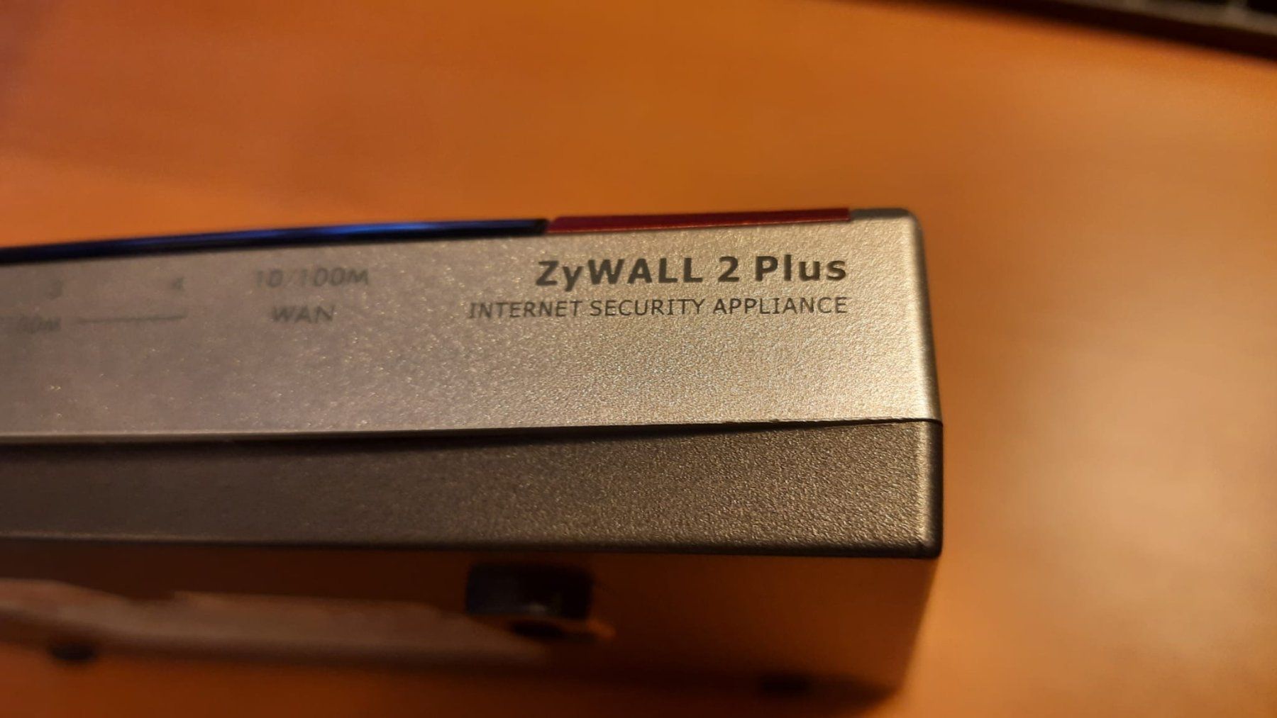 Zyxel Pare-feu: Firewall Zyxel ZyWall 2 Plus – D'occasion à Zürich par balin777 3