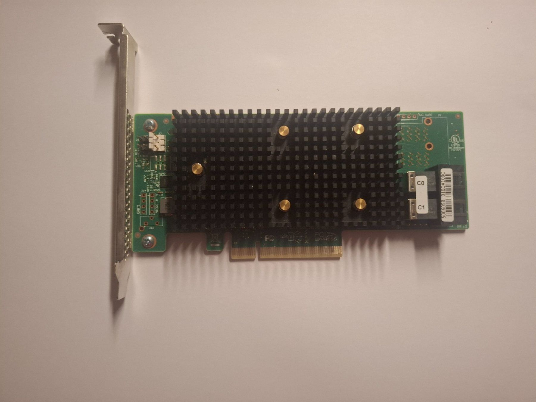 Server: Raidkarte Broadcom MegaRAID 9440-8i – Gebraucht aus Erlach von Tulkas77