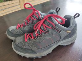 Wanderschuhe 39
