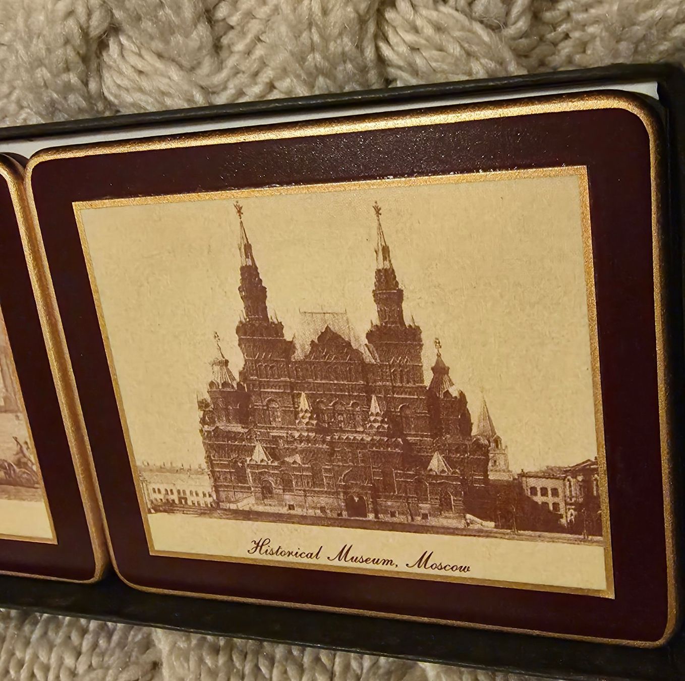Sottobicchieri: Set de 4 sous-verres "Moscou vintage" – Nuovo (secondo la descrizione) da Genève venduto da BruceKampbell 1