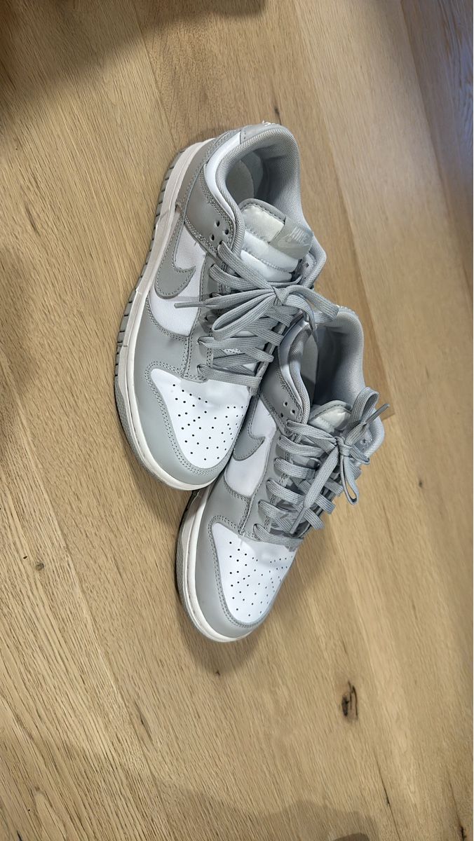 Nike Scarpe da uomo: Nike Dunk Low Gr. 40.5 Sneaker Schuhe weiss grau – Nuovo (secondo la descrizione) da Olten venduto da OlbaraAG