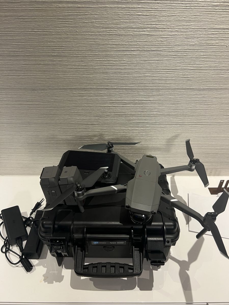 DJI Action Cam: Dji Mavic 2 Pro full set incl. cover – Usato da Herrliberg venduto da kevinvizner 1